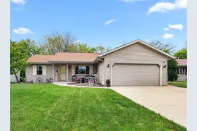 506  Hargrove St, West Bend, WI 53095 - Photo 1
