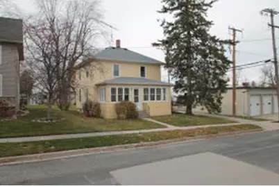 121 S Poplar St, Campbellsport, WI 53010 - Photo 1