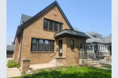 2533 N 72nd St #2535, Wauwatosa, WI 53213 - Photo 1