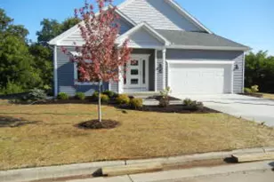 403 Evan Dr, Lake Geneva, WI 53147 - Photo 1