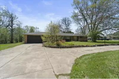 1533 W El Rancho Dr, Mequon, WI 53092 - Photo 1