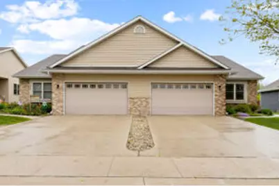 262  Silver Fox Dr, Kewaskum, WI 53040 - Photo 1