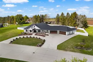 2400 Stoney Brook Dr, Manitowoc, WI 54220 - Photo 1