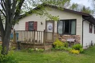 1619 Fern Dr, Manitowoc, WI 54220 - Photo 1