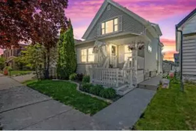 918  Michigan Ave, South Milwaukee, WI 53172 - Photo 1