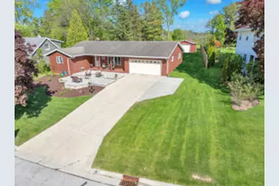 650  Dartmouth Dr, Sheboygan Falls, WI 53085 - Photo 1