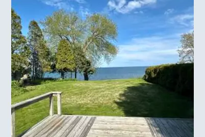 2509  Lakeshore Dr, Sheboygan, WI 53081 - Photo 1