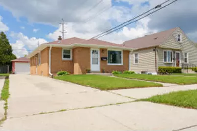 2912  Ashland Ave, Racine, WI 53403 - Photo 1