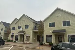 514 S Pier Dr, Sheboygan, WI 53081 - Photo 1