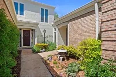 700  Waters Edge Rd, Racine, WI 53402 - Photo 1