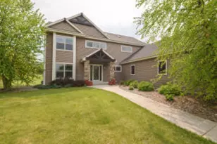 W341N7120 Northern Lights Dr, Oconomowoc, WI 53066 - Photo 1