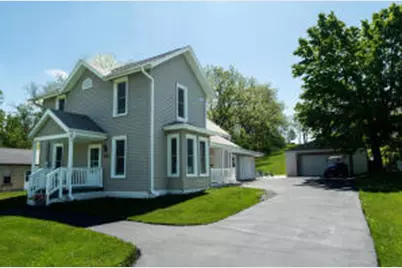 430  Prospect Ave, Pewaukee, WI 53072 - Photo 1