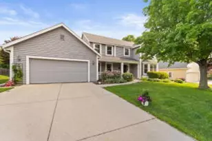 N31W7262 Lincoln Blvd, Cedarburg, WI 53012 - Photo 1