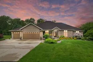 5605 N McNichols Dr, Harmony, WI 53563 - Photo 1