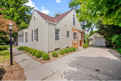 1060 W Silver Spring Dr, Glendale, WI 53209 - Photo 1