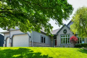 S38W22275 Arlo Dr, Waukesha, WI 53189 - Photo 1