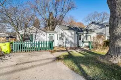 918  Lisbon Ave, Hartland, WI 53029 - Photo 1