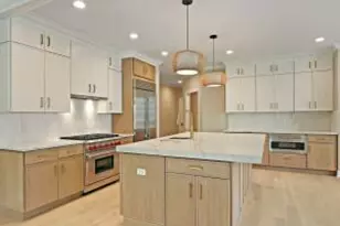 573 Mill St, Fontana, WI 53125 - Photo 1