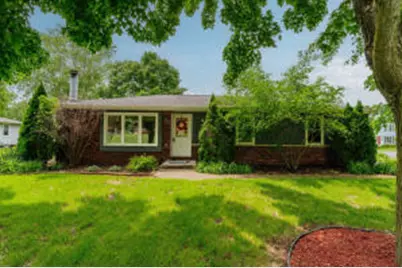 402  Paul St, Racine, WI 53105 - Photo 1