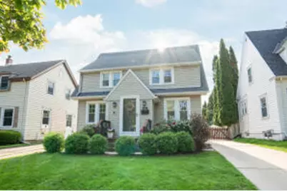 5912 N Kent Ave, Whitefish Bay, WI 53217 - Photo 1