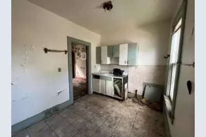 2873 N Dr William Finlayson St, Milwaukee, WI 53212 - Photo 1