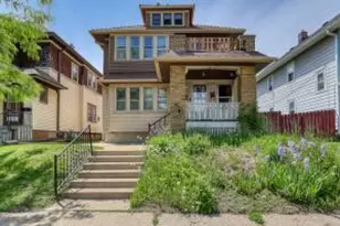 1107 S 71st St, West Allis, WI 53214 - Photo 1