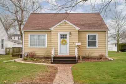 809 S 113th St, West Allis, WI 53214 - Photo 1