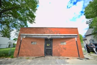 2516 W Fond Du Lac Ave, Milwaukee, WI 53206 - Photo 1