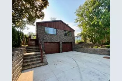 W341N4803 E Lindy Ln, Oconomowoc, WI 53058 - Photo 1