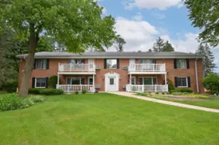 162 Heidel Rd, Thiensville, WI 53092 - Photo 1