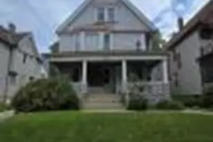 434 N 32nd St, Milwaukee, WI 53208 - Photo 1