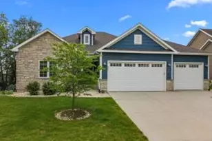 480 S Boulder Ridge Dr, Lake Geneva, WI 53147 - Photo 1