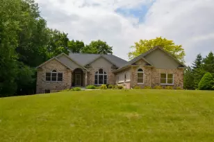 551 Bayberry Ln, Slinger, WI 53086 - Photo 1