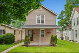 1413 Avon St, La Crosse, WI 54603 - Photo 1