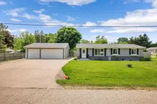 2806 Coolidge Dr, Racine, WI 53139 - Photo 1