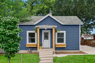 807 Charles St, La Crosse, WI 54603 - Photo 1