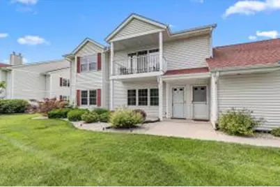 677  Wood River Ct, West Bend, WI 53095 - Photo 1