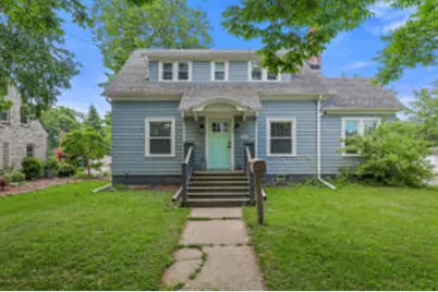 N88W15971  Park Blvd, Menomonee Falls, WI 53051 - Photo 1