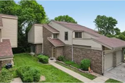 2526 W Parnell Ave, Milwaukee, WI 53221 - Photo 1