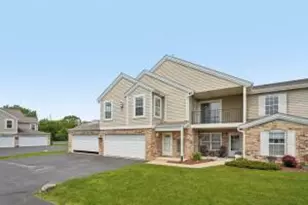 1148 N Sunnyslope Dr, Racine, WI 53406 - Photo 1