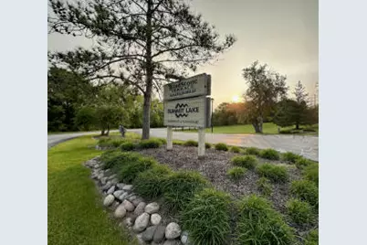 520  Windstone Dr, Hartland, WI 53029 - Photo 1