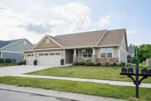 9132 Dahlia Ln, Racine, WI 53406 - Photo 1