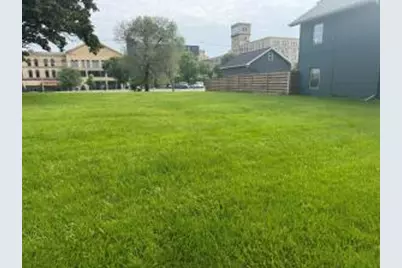 732 W Bruce St, Milwaukee, WI 53204 - Photo 1