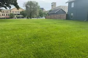 732 W Bruce St, Milwaukee, WI 53204 - Photo 1