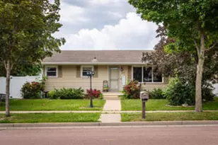 503 4th Ave, Onalaska, WI 54650 - Photo 1