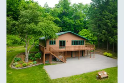 N5335  Locust Dr, Hamilton, WI 54669 - Photo 1