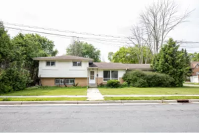 429  Church St, Hartford, WI 53027 - Photo 1