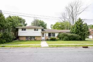 429 Church St, Hartford, WI 53027 - Photo 1