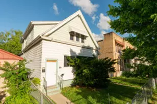 3892 N Port Washington Ave, Milwaukee, WI 53212 - Photo 1