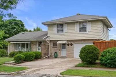 9230 W Auer Ave, Milwaukee, WI 53222 - Photo 1